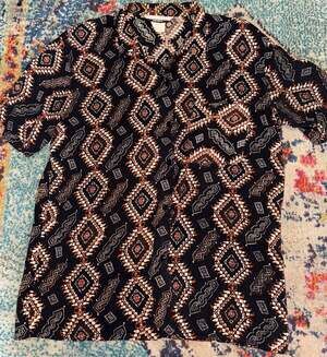 Vintage Melrose Options Aztec Geometric Print Short Sleeve Button Down Blouse